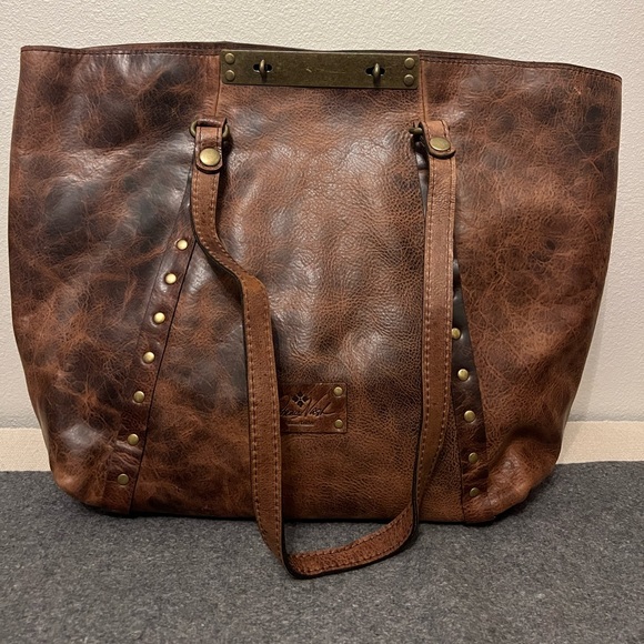 Patricia Nash Handbags - Patricia Nash NWT Distressed Vintage Leather Tote